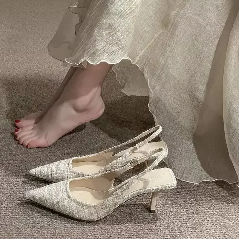 Pointed Toe Flat - Marka modowa zaprojektowała damskie dzianinowe buty