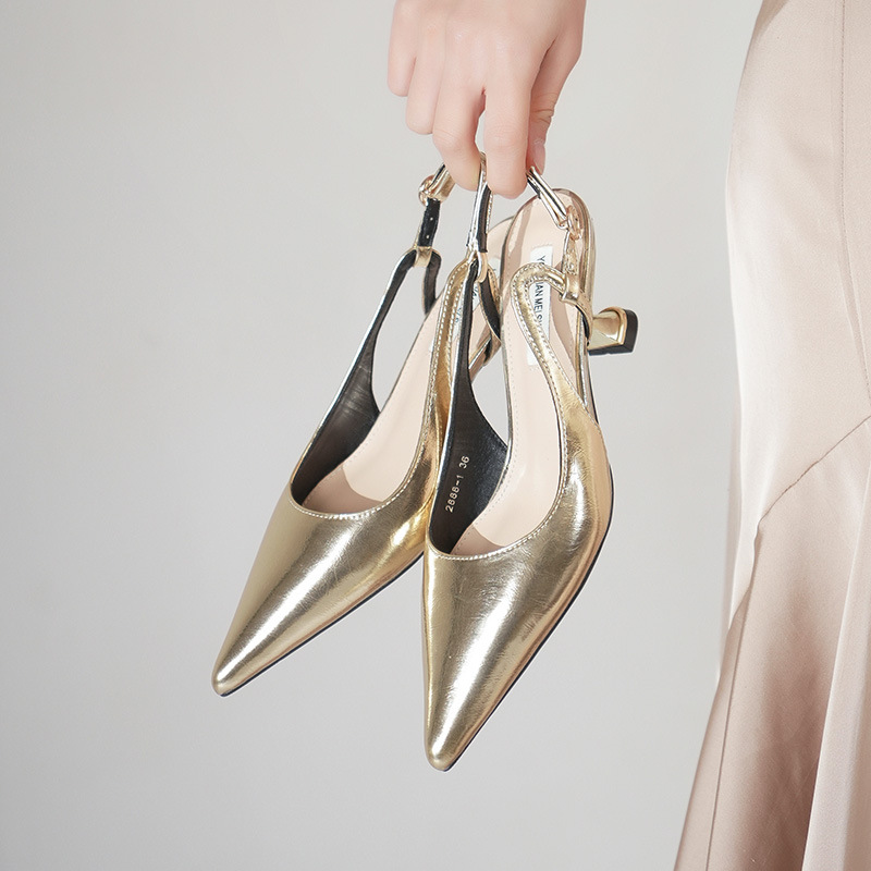 Nowe sandały z lakierowanej sk – Women'S Shoes Professional recenzja i cena