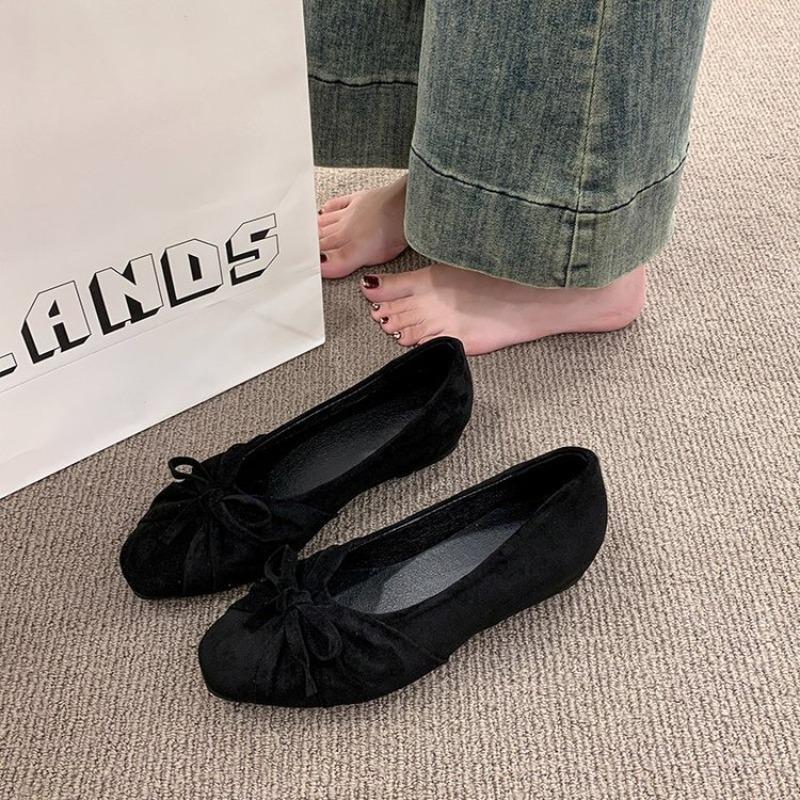 Damskie baleriny z zamszu z kw – Pointed Toe Flat recenzja i cena