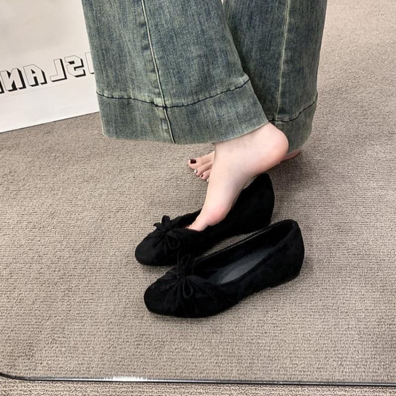 Damskie baleriny z zamszu z kw – Pointed Toe Flat recenzja i cena