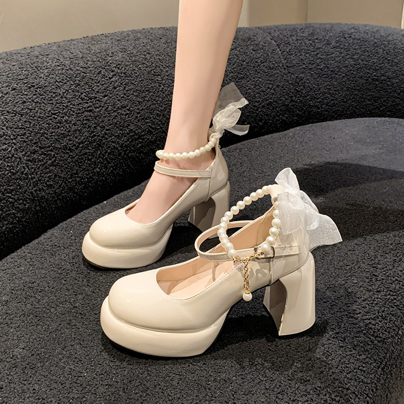 Czółenka Mary Jane na wysokim  – Women Shoes Must Have recenzja i cena